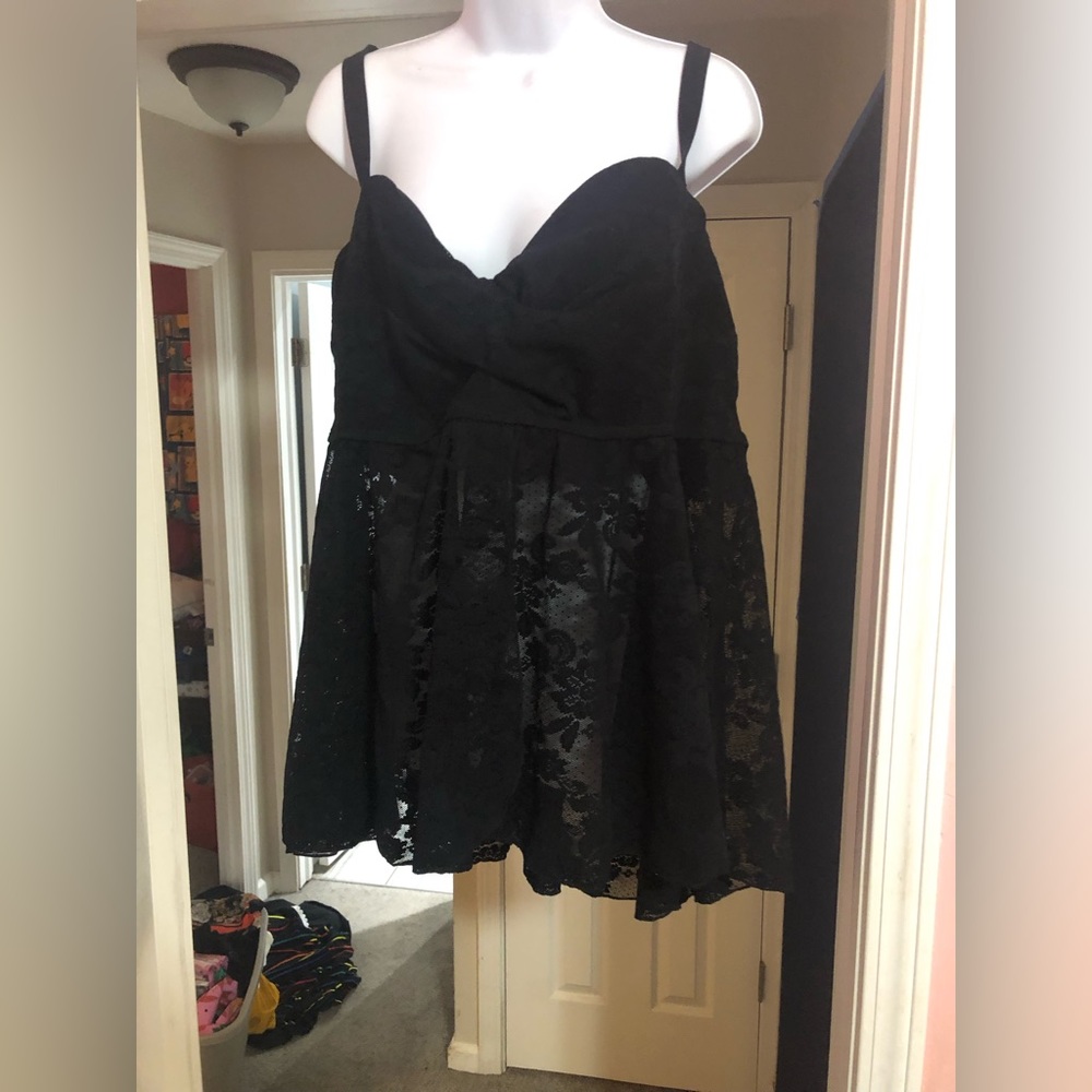 Torrid Lace swim suit top (No bottom)